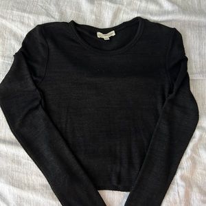 aritzia wilfred free black long sleeve